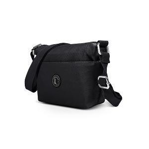 B.S.D.S冰山袋鼠 - 時光旅人 - 知性輕巧收納斜背小包 - 黑色【B233K】