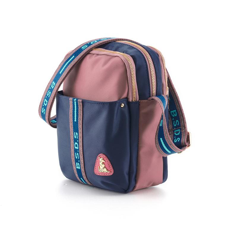 B.S.D.S冰山袋鼠 - 非常莓好 - 織帶拼接隨身收納包 - 甜粉藍【7001-BP】