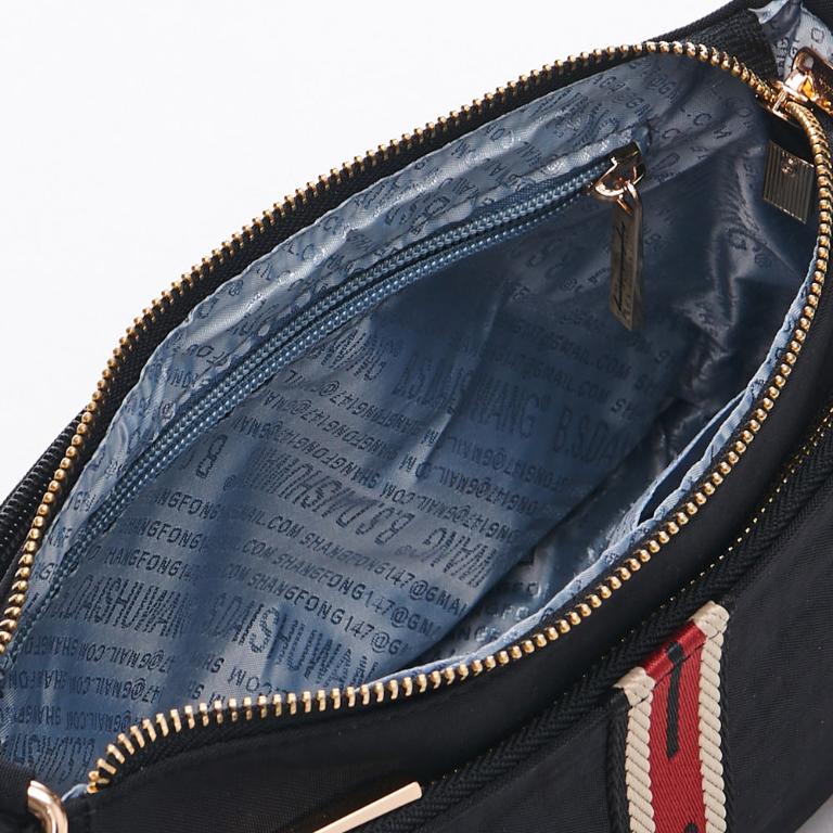 B.S.D.S冰山袋鼠 - 非常莓好 - 織帶拼接輕量斜肩包 - 紅磚黑【8013-KR】