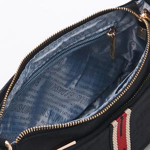 B.S.D.S冰山袋鼠 - 非常莓好 - 織帶拼接輕量斜肩包 - 紅磚黑【8013-KR】