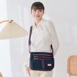 B.S.D.S冰山袋鼠 - 非常莓好 - 織帶拼接多隔層斜背包 - 莓果藍【8001-BP】