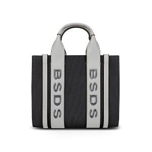 B.S.D.S冰山袋鼠 - 摩登都會 - 品牌刺繡兩用手提包 - 黑色【XW3140K】