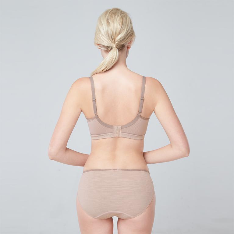 【思薇爾】K.K.Fit系列B-F罩軟鋼圈模杯涼感舒適包覆運動女內衣(雅荷膚)