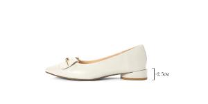 Ben&1966高級打蠟羊皮金釦尖頭低跟包鞋-米白(256152)