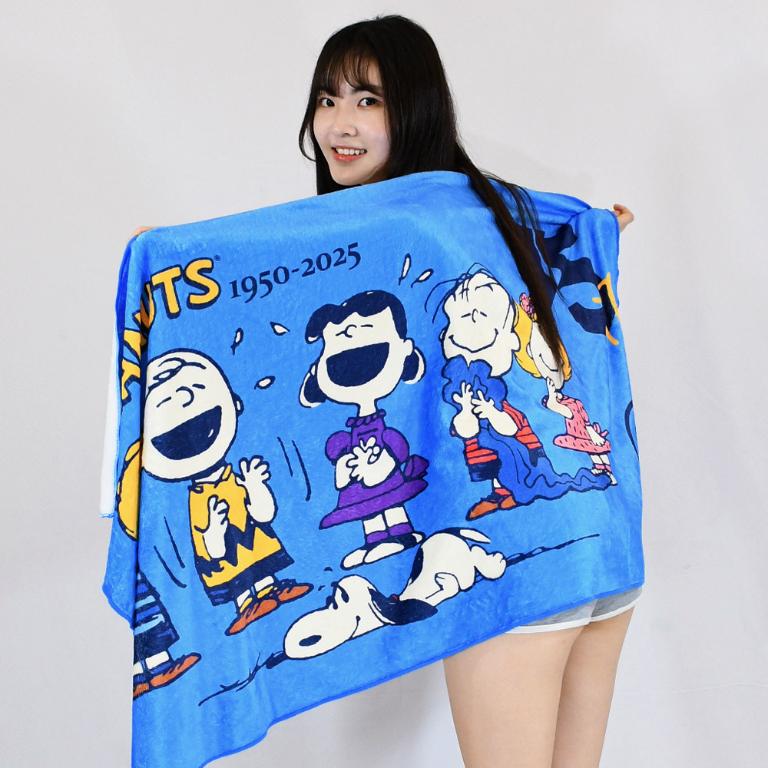 SNOOPY史努比 75週年印花大浴巾-歡樂趣