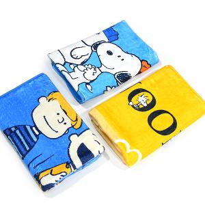 SNOOPY史努比 75週年印花大浴巾-恬窩心