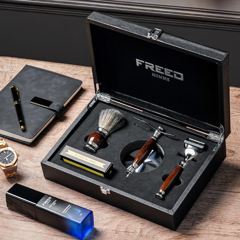 FREED 五刀式刮鬍刀豪華禮盒四件組 -仿紫紅檀木+客製化刻字服務