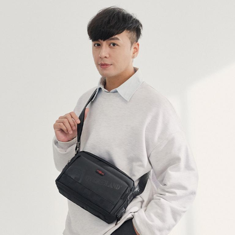 OVERLAND - 美式十字軍 - LOGO浮印格紋拼接斜背包(小/S) - 5709