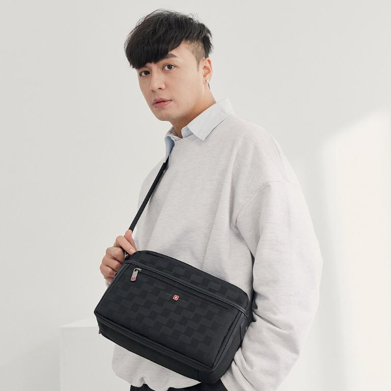 OVERLAND - 美式十字軍 - 格紋拼接斜背包(大/L) - 5089