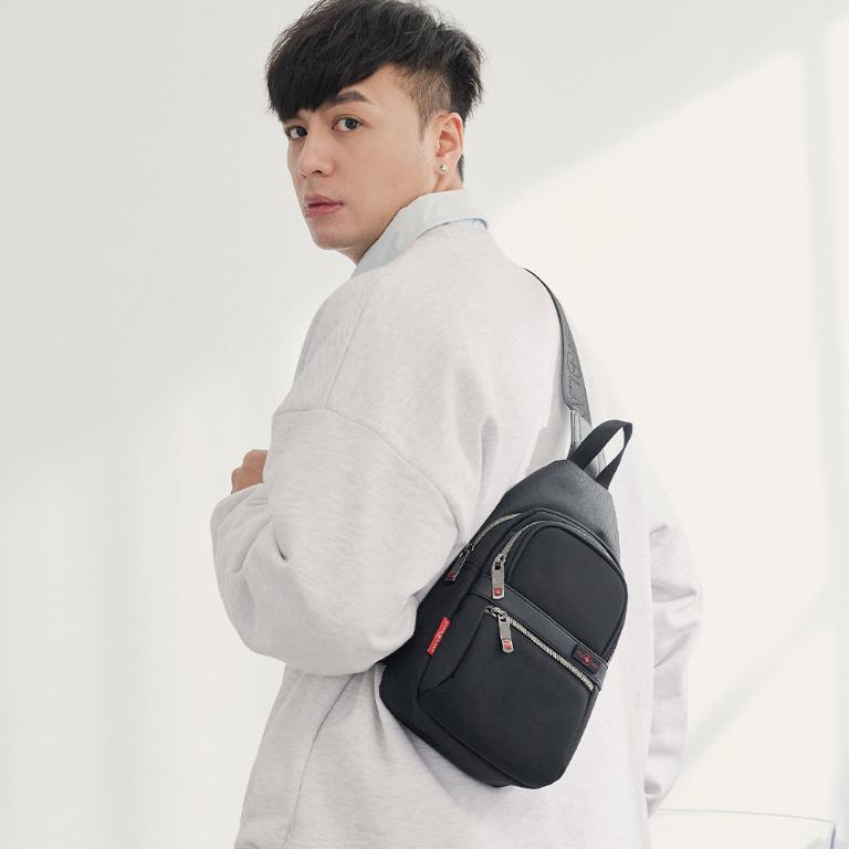 OVERLAND - 美式十字軍 - 素面小胸背包/肩背包 - 5604