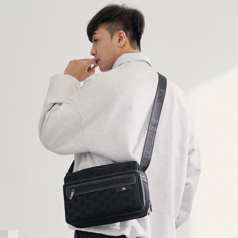 OVERLAND - 美式十字軍 - 格紋車線造型斜背包(中/M) - 2704