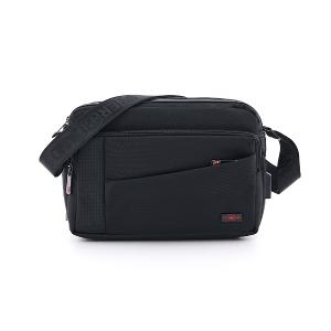 OVERLAND - 美式十字軍 - 素面造型斜背包(中/M) - 5699