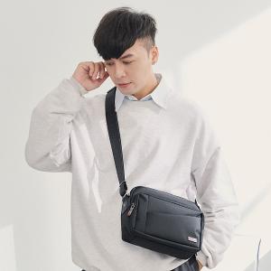 OVERLAND - 美式十字軍 - 素面造型斜背包(小/S) - 5708