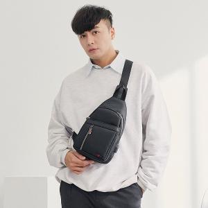 OVERLAND - 美式十字軍 - 素面造型小胸背包/肩背包 - 5605