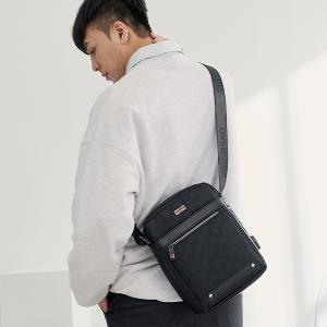 OVERLAND - 美式十字軍 - 直立格紋多層斜背包 - 5628