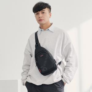 OVERLAND - 美式十字軍 - LOGO浮印小胸背包/肩背包 - 5607