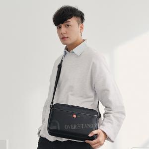OVERLAND - 美式十字軍 - LOGO浮印斜背包(中/M) - 3135