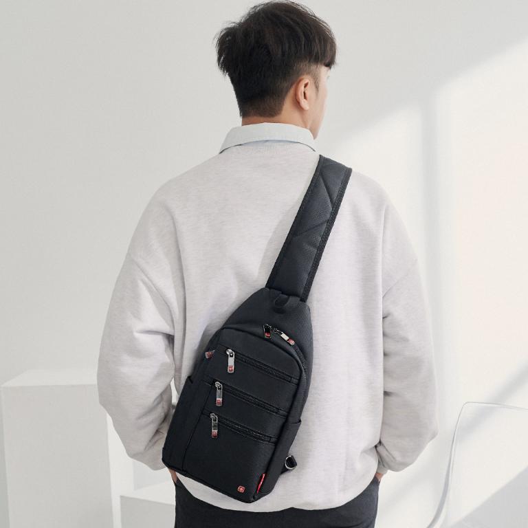 OVERLAND - 美式十字軍 - 素面多層胸背包/肩背包 - 5798