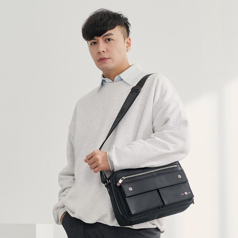 OVERLAND - 美式十字軍 - 素面掀蓋造型斜背包(大/L) - 31891