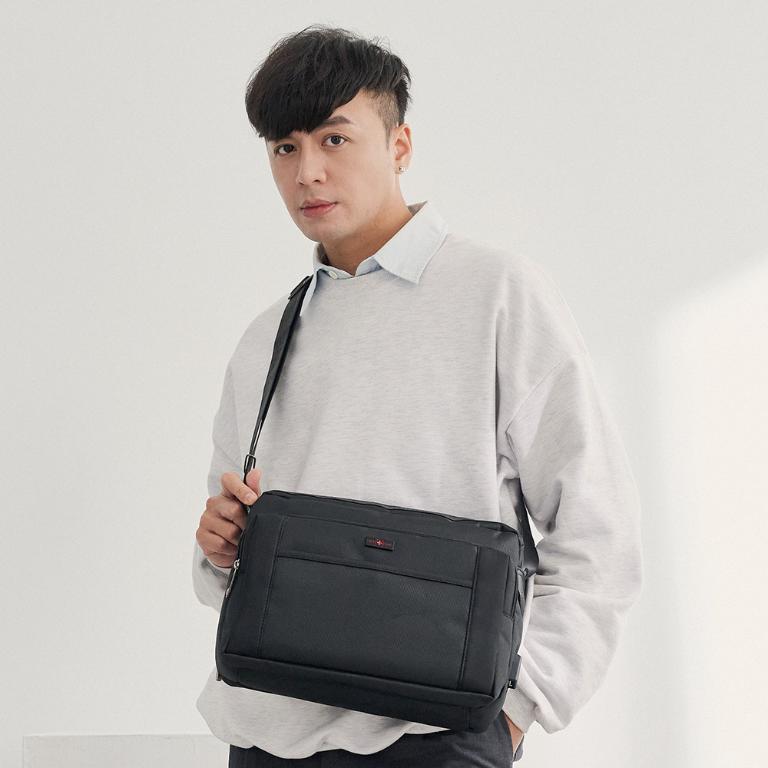 OVERLAND - 美式十字軍 - 素面斜背包(大/L) - 5731