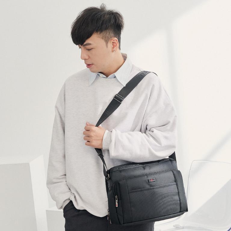 OVERLAND - 美式十字軍 - 素面斜背包(大/L) - 5731