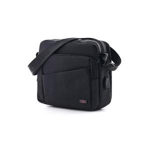 OVERLAND - 美式十字軍 - 素面造型斜背包(大/L) - 5744