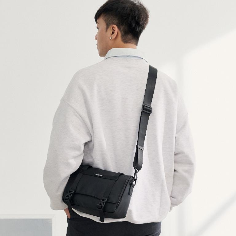 MANDE RHODE - 曼德羅德 - 滑面迷你插扣造型郵差包(小/S) - A5893-1K