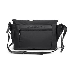 MANDE RHODE - 曼德羅德 - 霧面插扣掀蓋斜背包 - A5888-1K