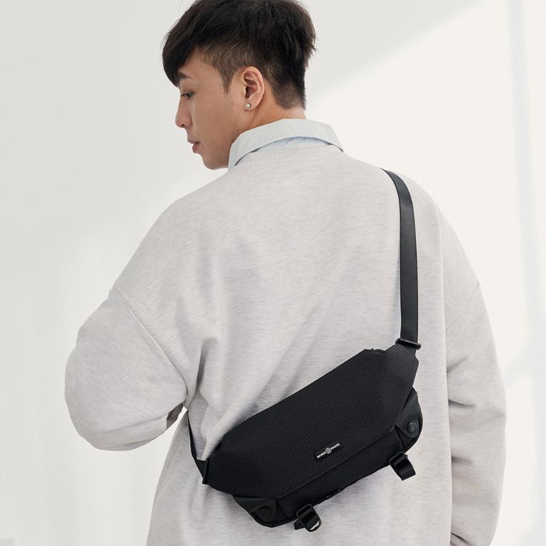 MANDE RHODE - 曼德羅德 - 格紋蓋釦造型斜背包 - A5899K