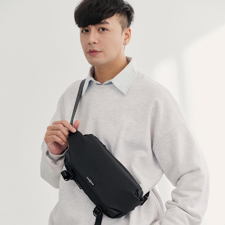 MANDE RHODE - 曼德羅德 - 霧面蓋釦造型斜背包 - A5899-1K