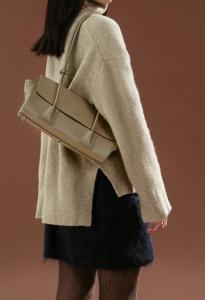 UNNI Baguette 單肩袋