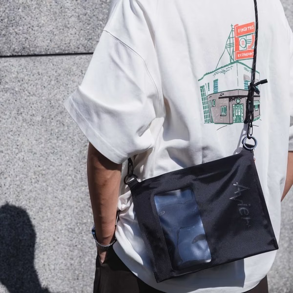 【Avier】 Urban 3L Waterproof Sacoche 小浪包(暗影黑)