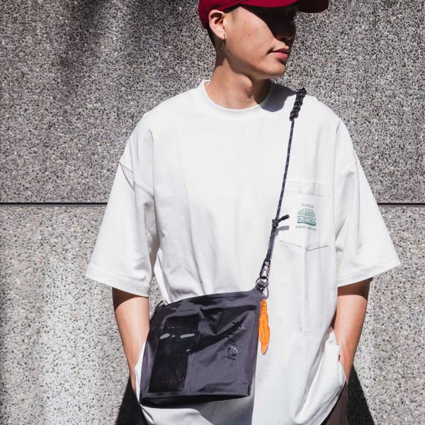 【Avier】 Urban 3L Waterproof Sacoche 小浪包(暗影黑)