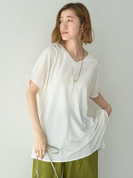 異素材拼接背後縮褶短袖V領上衣