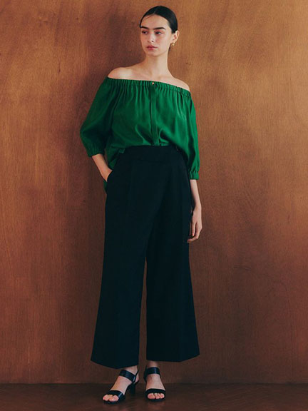 2WAY兩穿法一字領鬆緊設計單釦襯衫