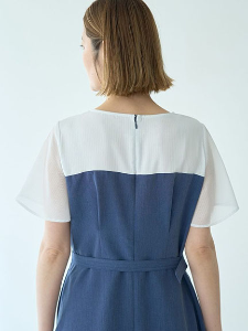 分層感荷葉邊寬袖腰帶造型連身洋裝