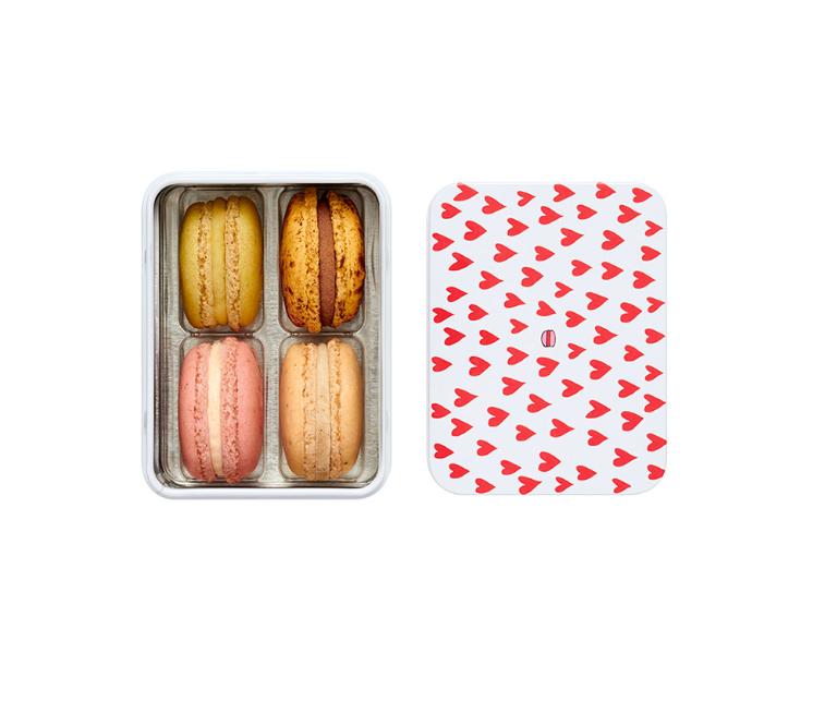 【限量預購】【Pierre Hermé】小小愛心款4入馬卡龍鐵盒(贈品牌提袋)