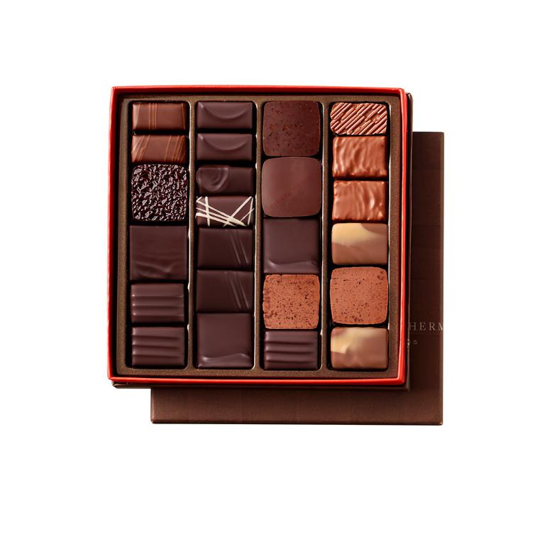 【限量預購】【Pierre Hermé】經典款綜合巧克力禮盒-210公克(贈品牌提袋)