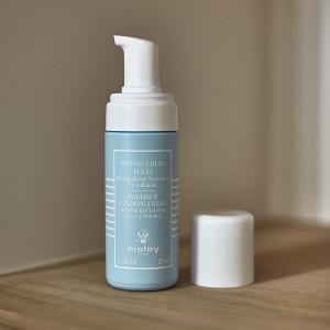 SISLEY 極淨亮妍卸妝洗顏泡泡霜