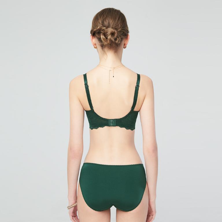 【思薇爾】香榭歌德系列B-E罩軟鋼圈蕾絲刺繡集中包覆女內衣(晶燦綠)