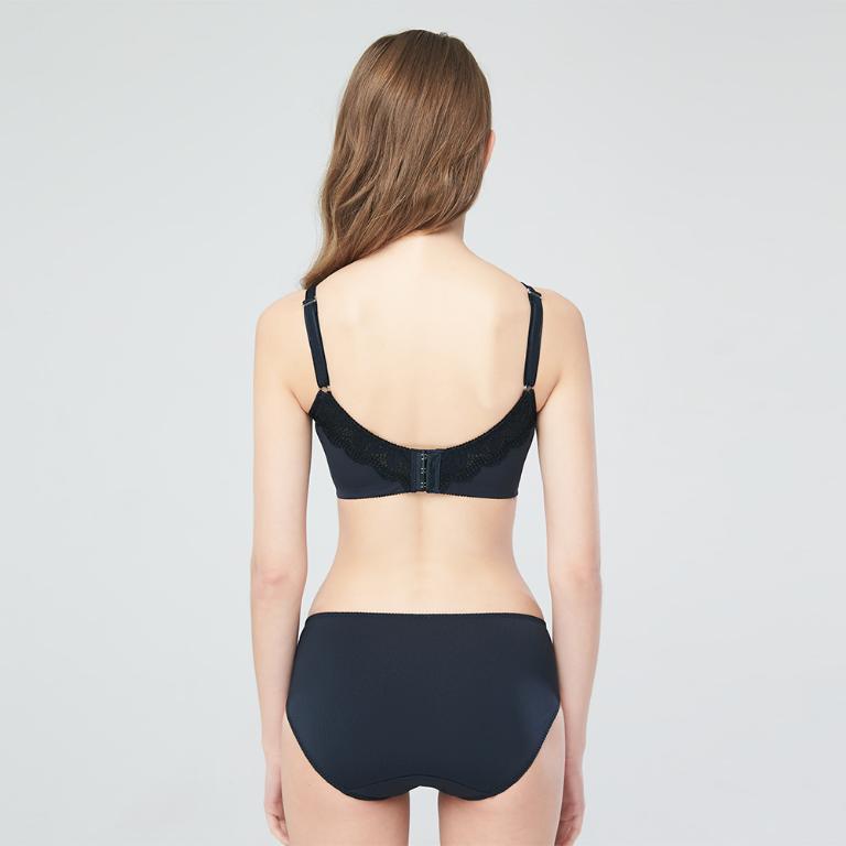 【思薇爾】舒漾Bra系列M-XL涼感消臭蕾絲低腰三角女內褲(科技藍)