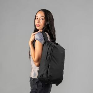 Pacsafe® V 全能後背包 16L-黑色