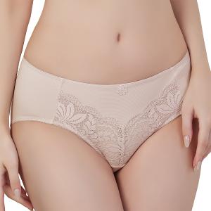 【思薇爾】舒漾Bra系列M-XXL涼感消臭蕾絲中腰三角女內褲(幽靜膚)