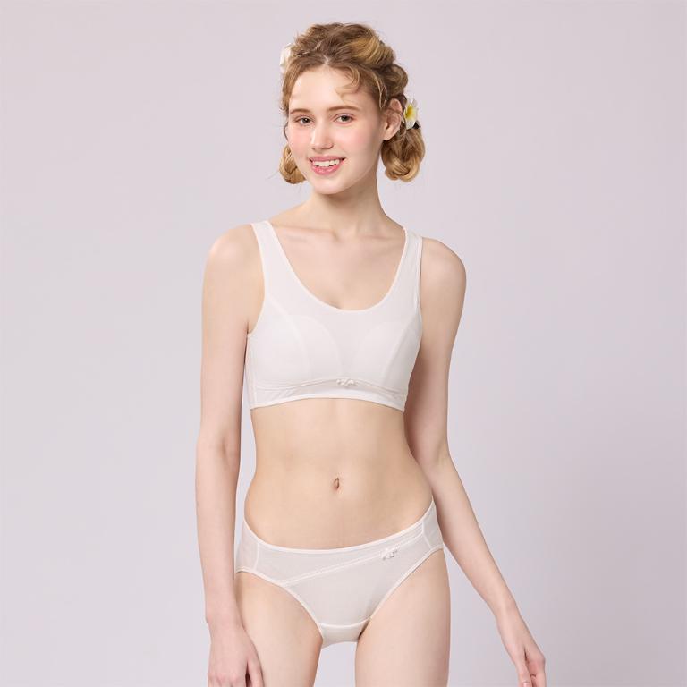 【思薇爾】耍花Young系列M-XL舒適透氣素面低腰三角女內褲(瓷白色)