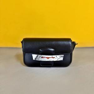 RADIANT 貼貼包組