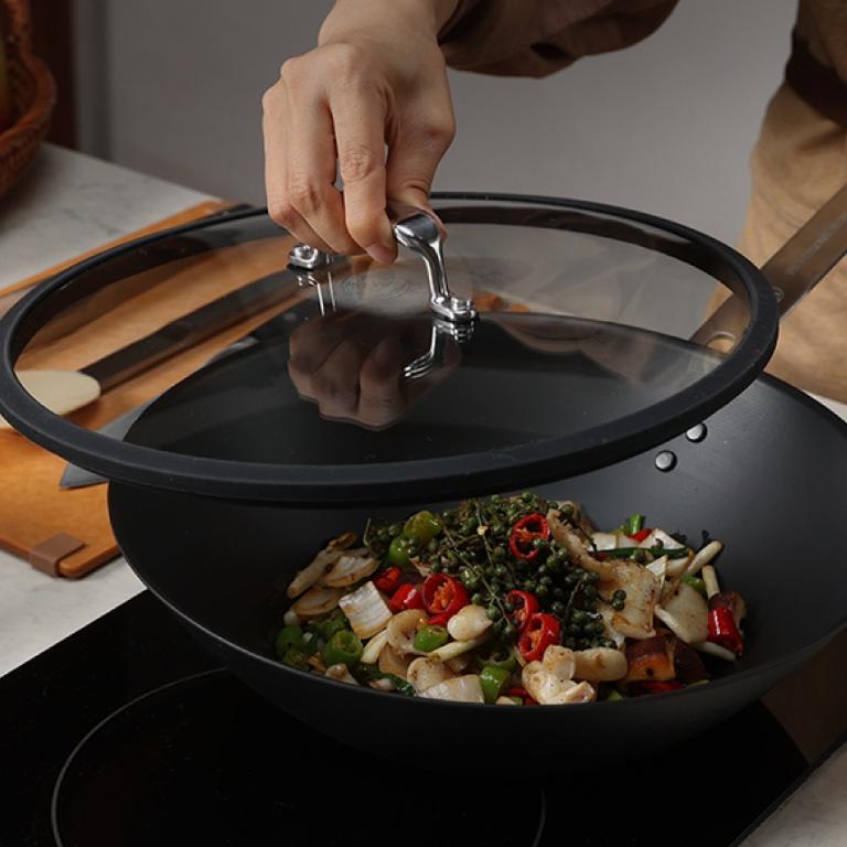 附蓋中式炒鍋 鐵 30CM