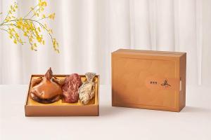 新東陽三牲禮禮盒A(玫瑰油雞+港式叉燒+炸鮮魚)
