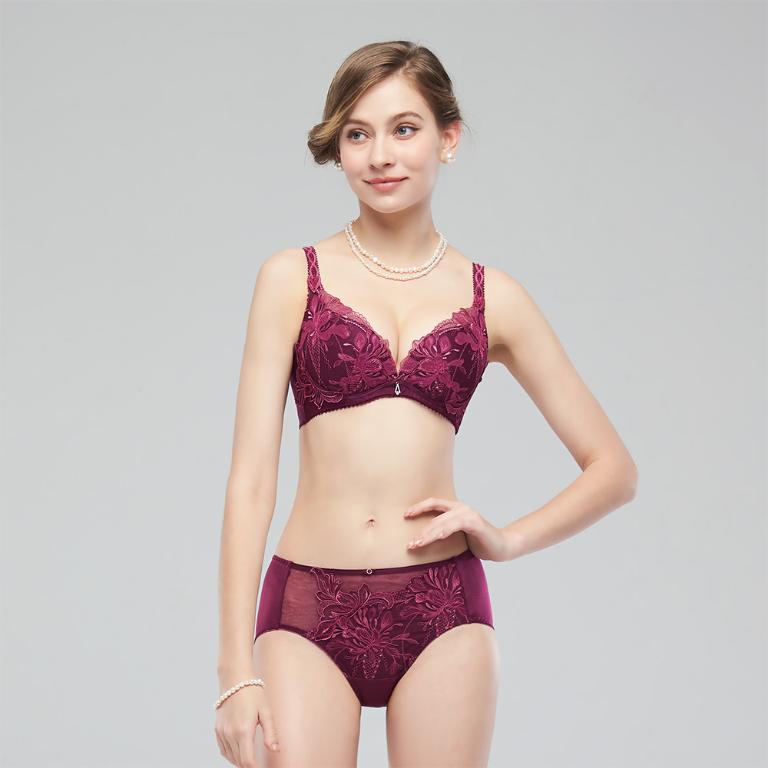 【思薇爾】浮花金萃系列B-E罩軟鋼圈蕾絲刺繡集中包覆女內衣(魅紫紅)
