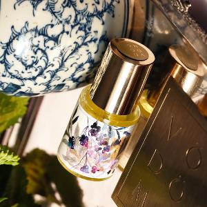 VÖODÖOMÖI高級香水油 30ml