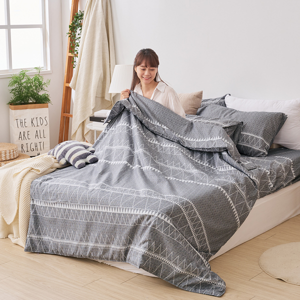 【DUYAN 竹漾】舒柔棉雙人床包涼被四件組 / 格雷塢堡